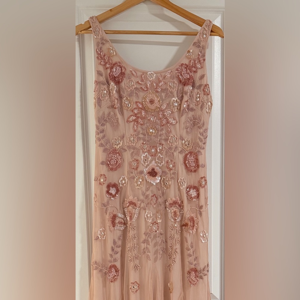 Adrianna Papell Sequin and Bead Embroidered Wedding Guest Dress, EUC, Size US 8